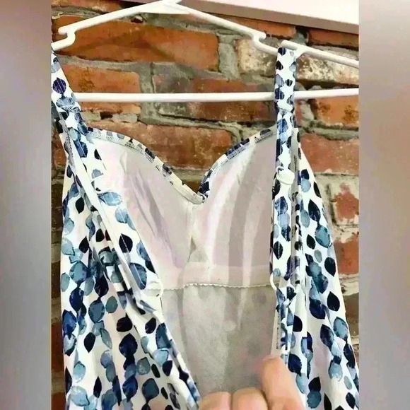 Petal Plunge Isla C / D Cup Underwire One Piece Swimsuit Size 4 - Picture 13 of 13